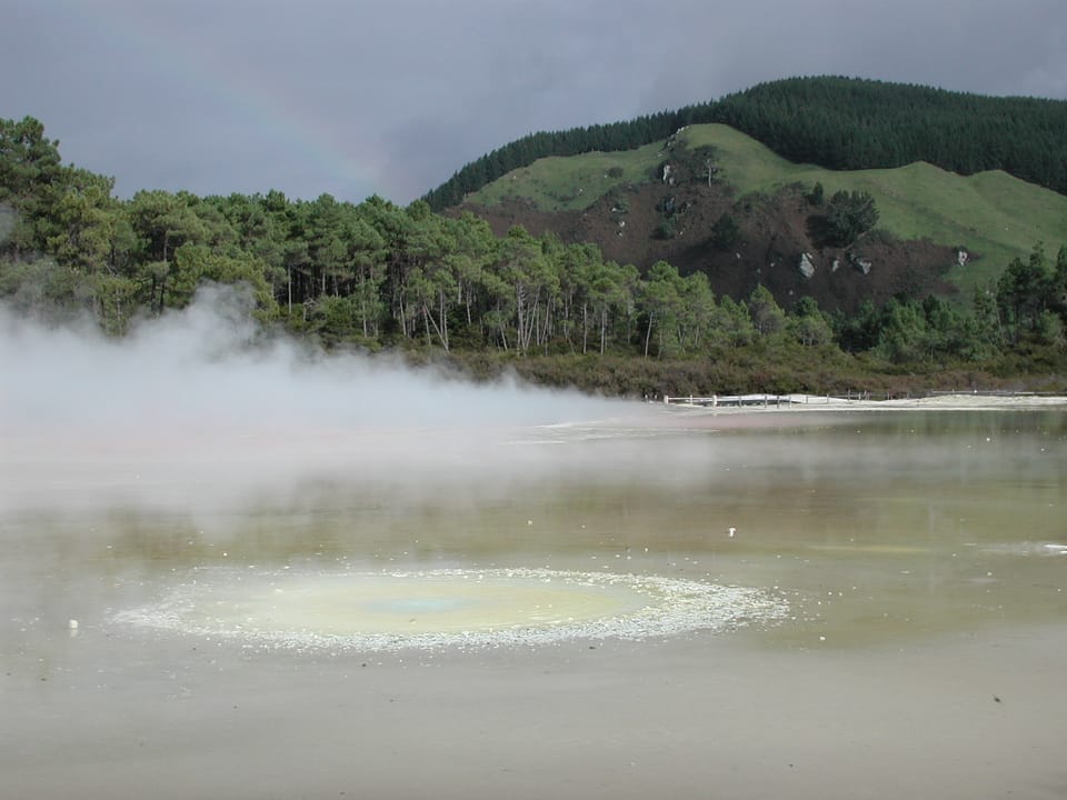 Champagne Pool at Wai-O-Tapu