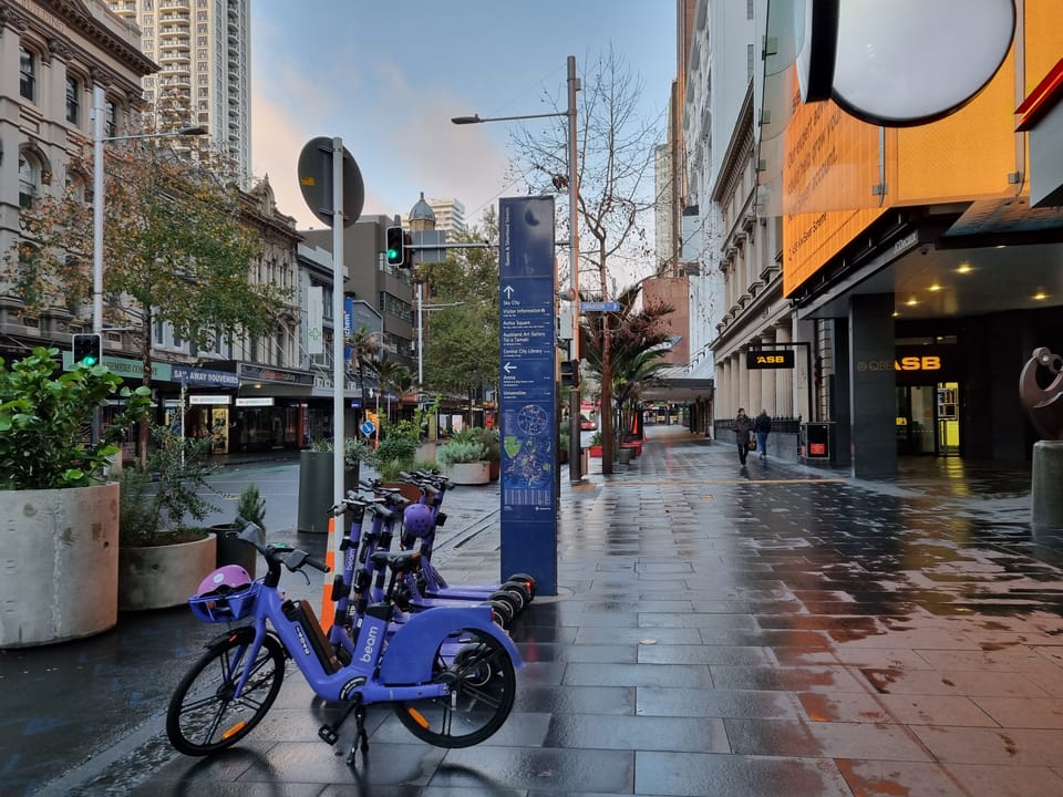 Queen Street Auckland