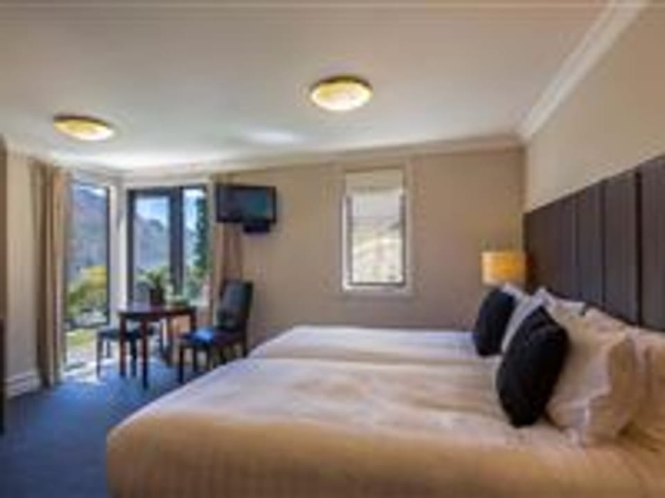 Peppers Beacon – Hotel Room view 3